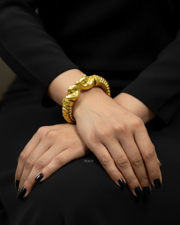 Gold Sutlada Peacock Kada (Single)