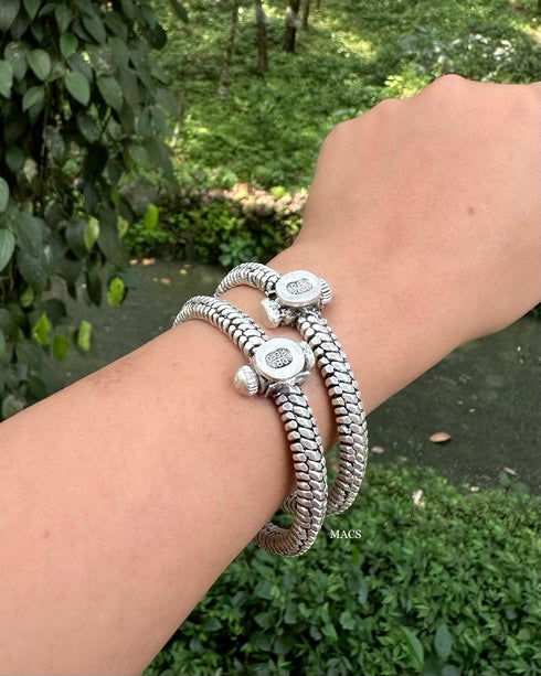 Silver Twisted Bangle Kada
