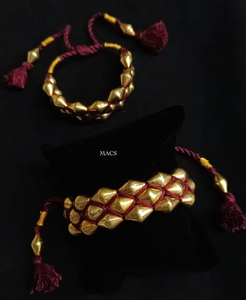 Dholki Gold Pochi Bracelet