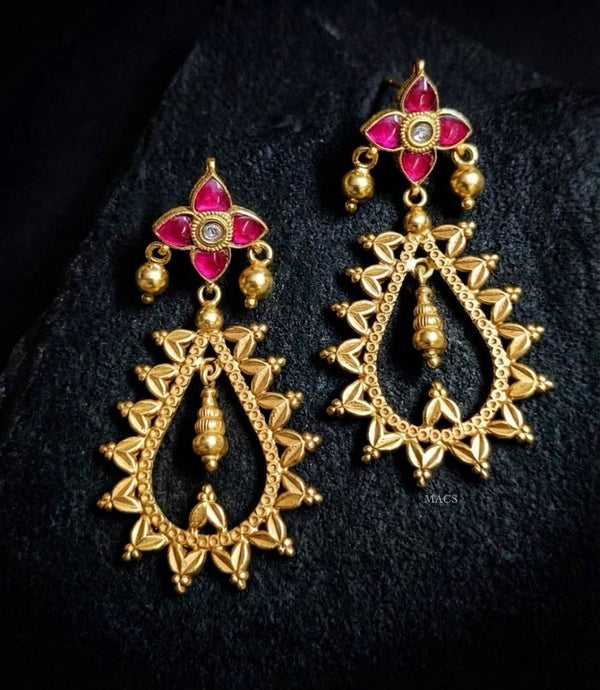 Goldplated Kundan Earrings