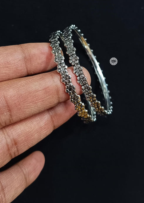 Silver Floral Bangles (Pair)