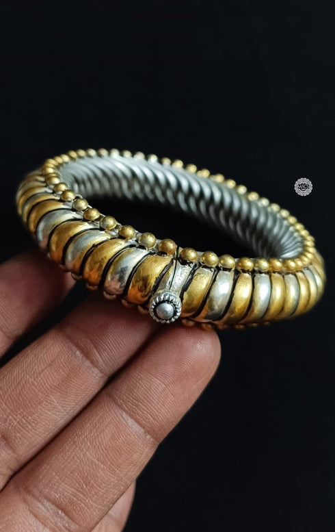 Dual tone Sutlada Kada, 925 Gold plated Sutrala Bangle