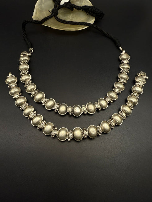 Badam Silver Choker