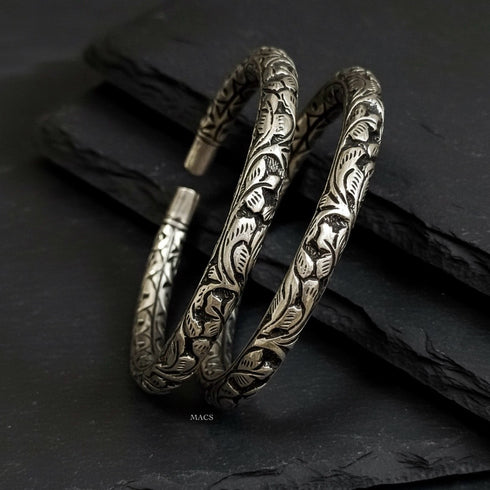 Chitai Silver Adjustable kada (Pair,Size 2.4)