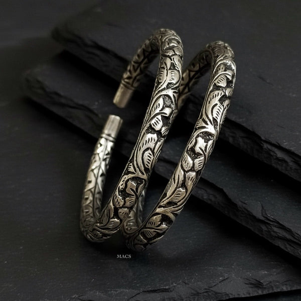 Chitai Silver Adjustable kada (Pair,Size 2.4)