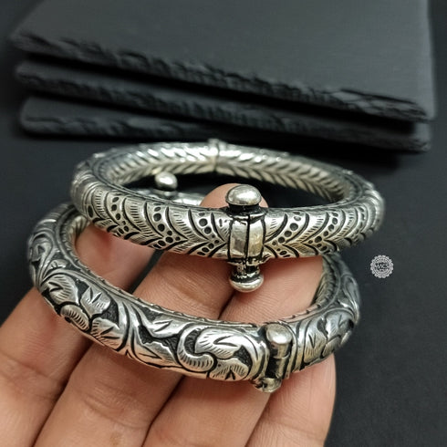 Chitai Silver kada (Pair,Size 2.4)