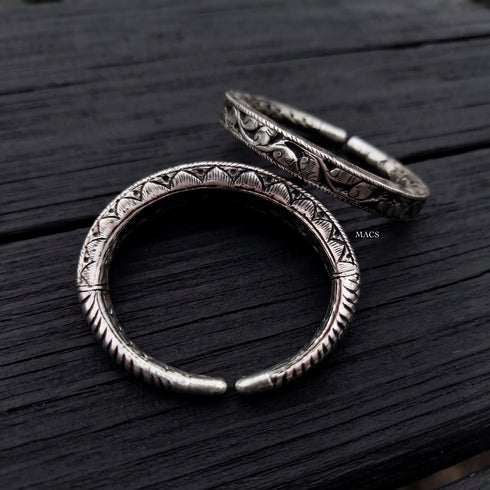 Chitai Silver Adjustable kada (Pair,Size 2.4)