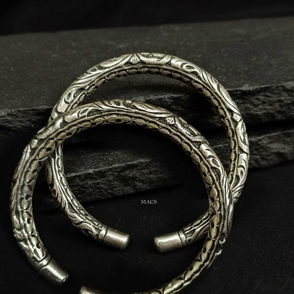 Chitai Adjustable kada (Pair,Size 2.4)