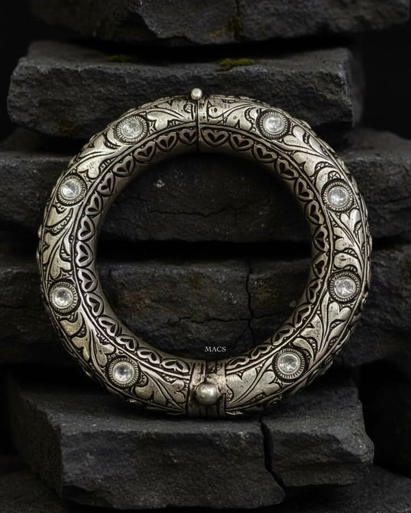 Chitai Flower Silver kada (Size 2.4)