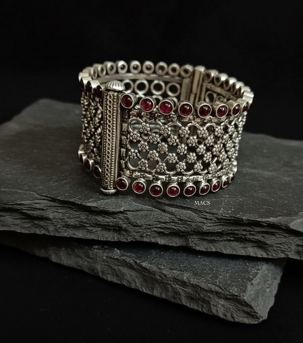 Kemp Statement Kada (Size 2.3)