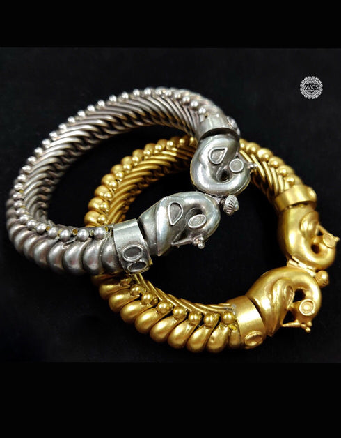 Gold Sutlada Peacock Kada (Single)