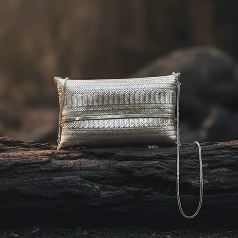 925 pure silver metallic handbag with a chain strap