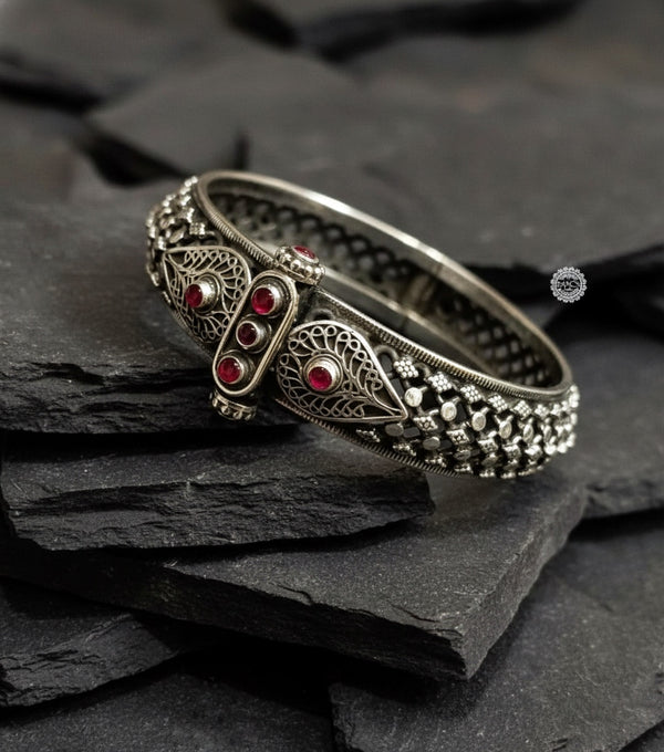 Pink Kemp Statement Kada (Size 2.4)