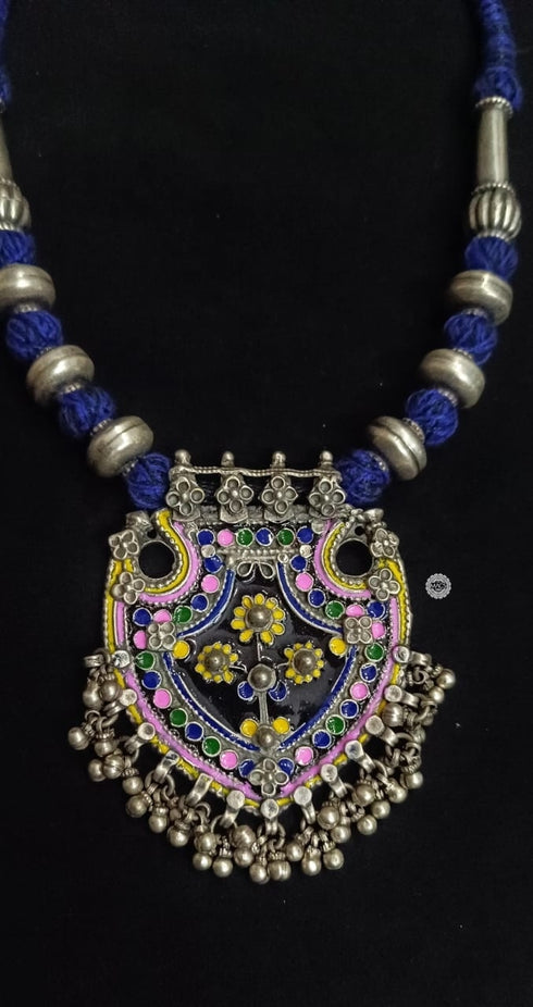 Vintage Silver Thread Necklace