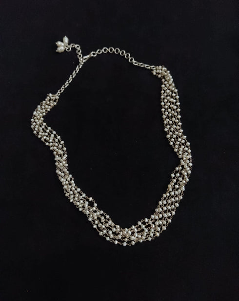 Delicate Pearl Bunch Necklace