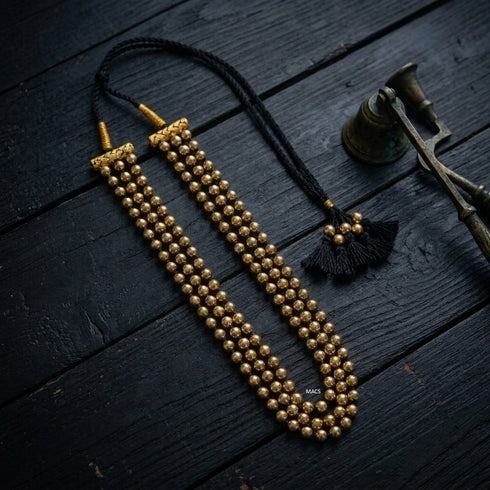 Three Line Round Gold Necklace