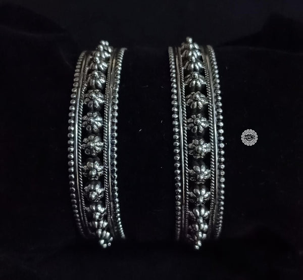 Silver Floral Kada (Pair)
