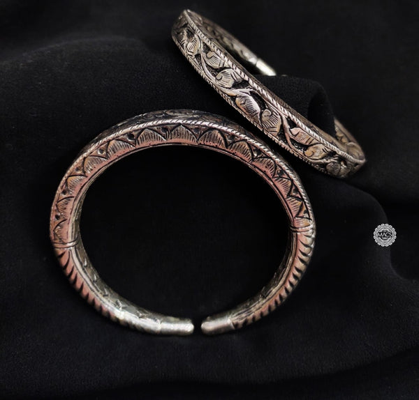 Chitai Silver Adjustable kada (Pair,Size 2.4)