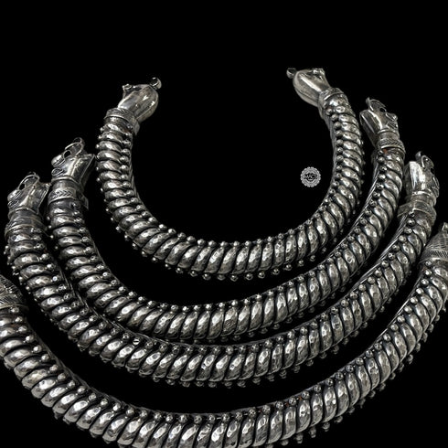 Silver Hammered Sutlada Necklace
