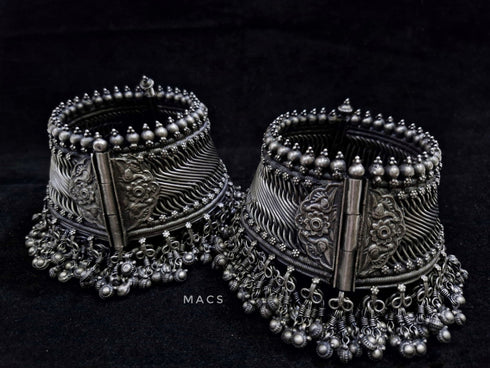 Statement Silver Broad Anklet (pair)