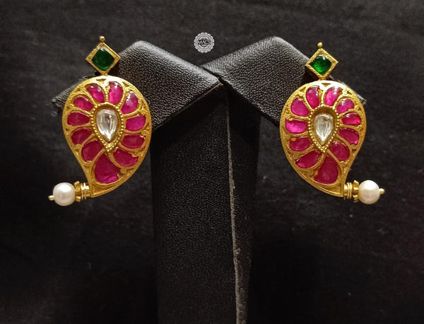 Kundan Gold Paisley Mango Studs