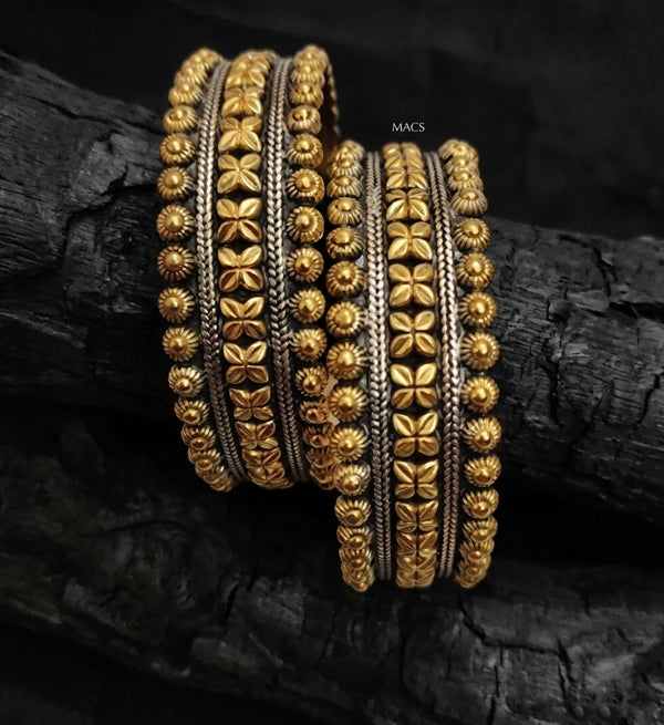 Gold plated Floral Kada (2.6, Pair)