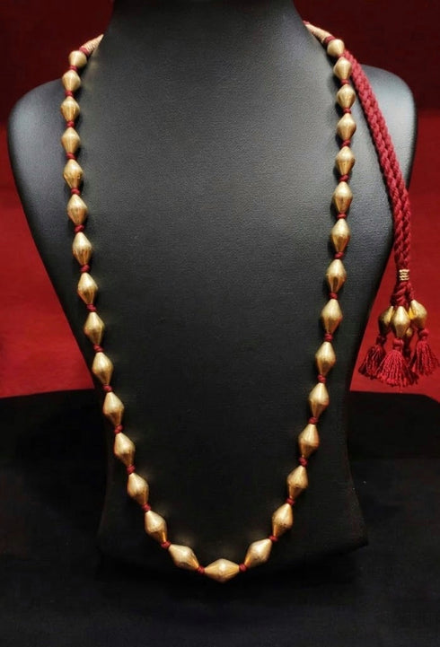 Single Line Gold Dholki Necklace
