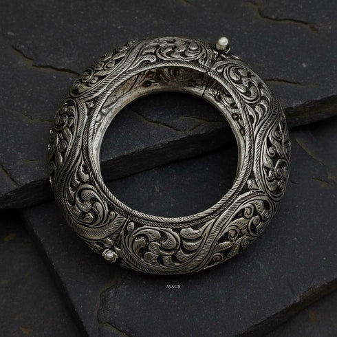 Chitai Round Silver kada (Size 2.4)