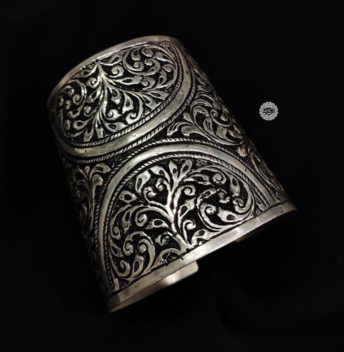 Chitai Silver Statement Kada