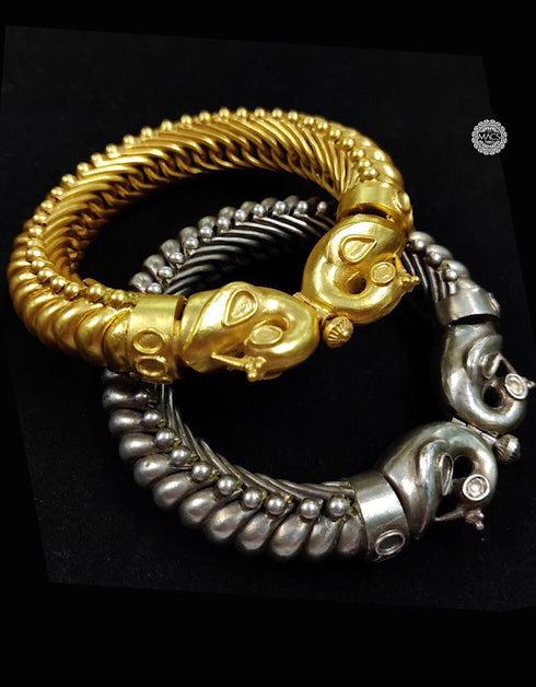 Gold Sutlada Peacock Kada (Single)