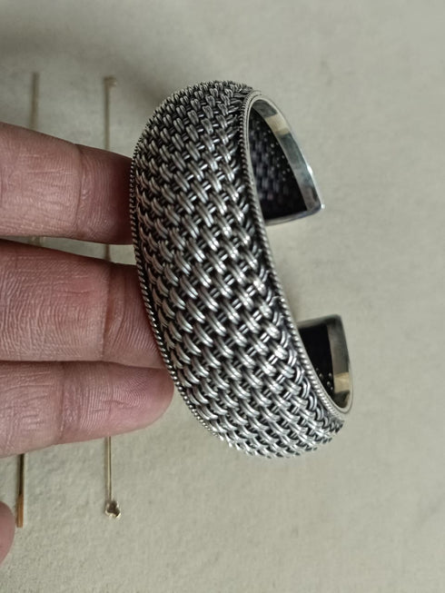 Adjustable Statement Kada