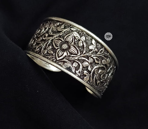 Chitai Adjustable Silver Cuff