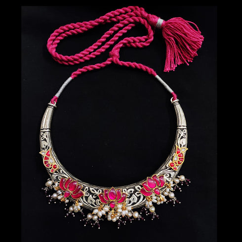 Reversible Silver Hasli Necklace, chitai silver hasli thread necklace, silver choker necklace, Lotus Kundan Fusion Necklace with intricate chitai work bib neckpiece