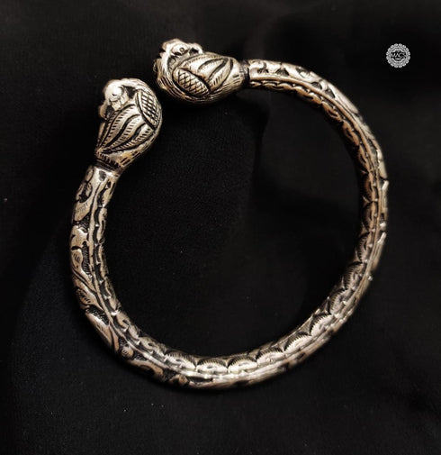 Chitai Silver Peacock Kada (Size 2.7)