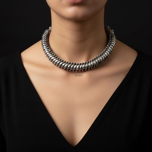 Silver Hammered Sutlada Necklace