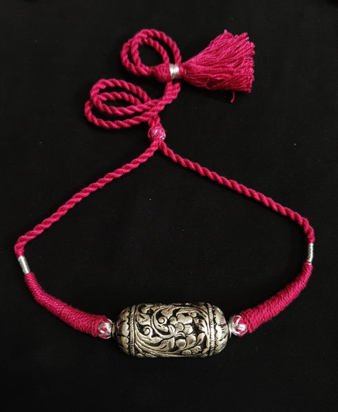 Chitai Bead Thread Necklace