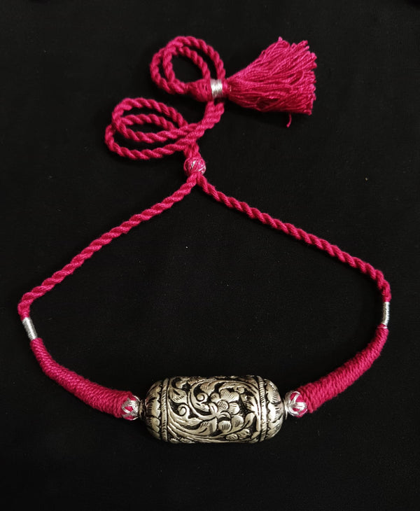 Chitai Bead Thread Necklace