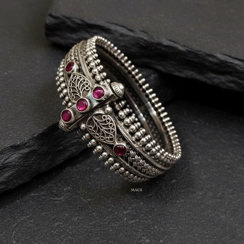 Pink Kemp Statement Kada (Size 2.6)