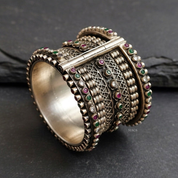 Statement Silver Kada (Size 2.4)