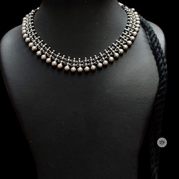 Silver ball choker necklace