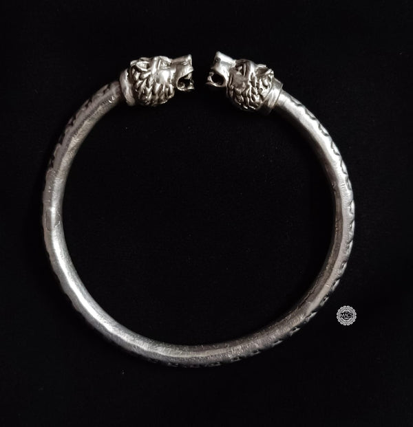 Silver Solid kada (Size 2.5)