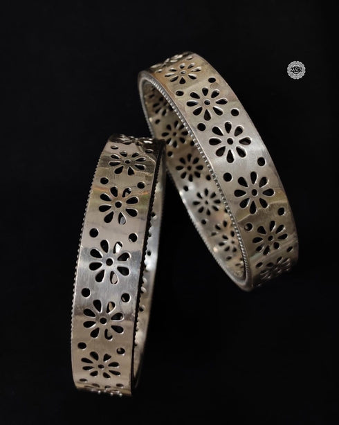 Flower Cut work Bangles (Set of 2)