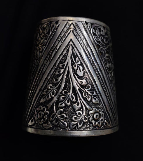 Chitai Silver Long Kada