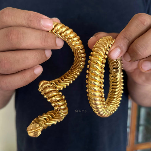 Sutlada Gold Bangle Kada