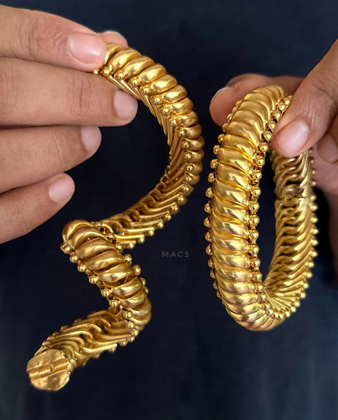 SUTLADA BANGLE, sutarla bangles, gold plated shindeshahi toda, 925 silver kada
