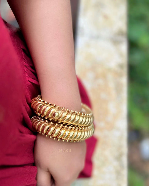 Sutlada Kada Gold plated flexible bangles