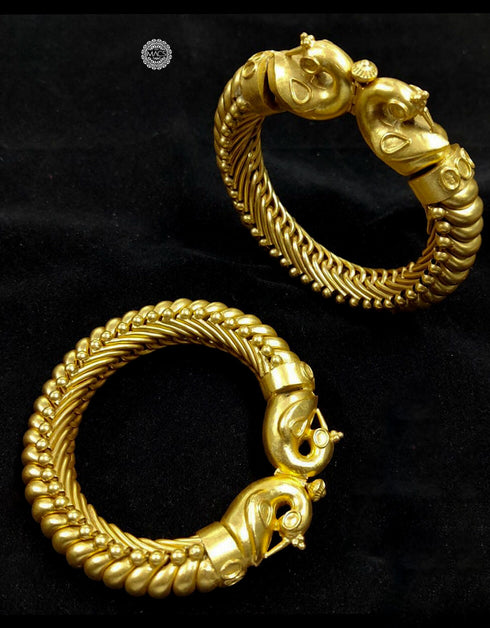 Sutlada kada, rajasthani sutlada bangle, gold plated sutrala kada, gold plated peacock kada