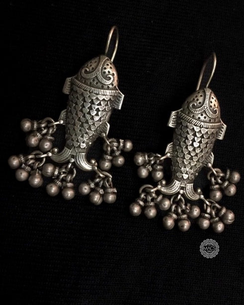 Tribal Fish Earrings, vintage fish earrings, fish hook earrings, silver fish earrings