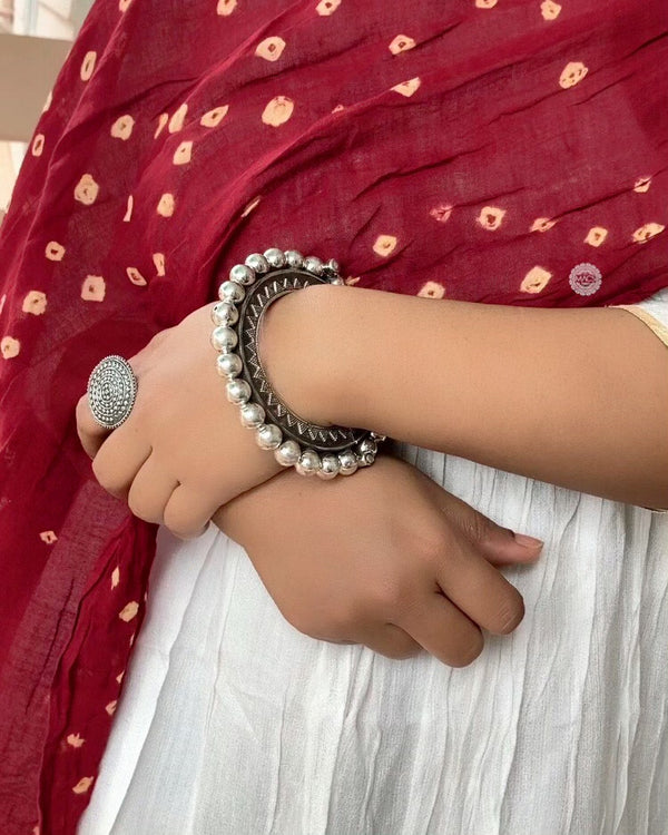 Silver Statement ball kada (single)