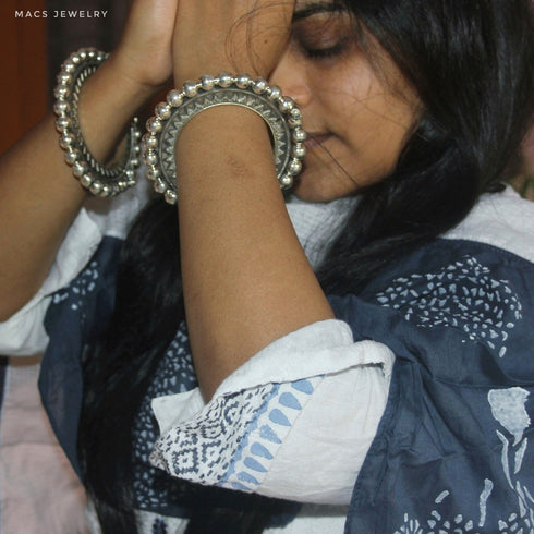 Silver Statement ball kada (single)
